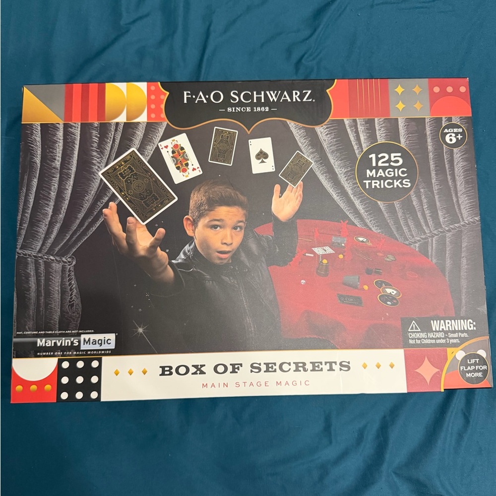 FAO Schwarz Box of Secrets Main Stage Magic Set - Black and Red